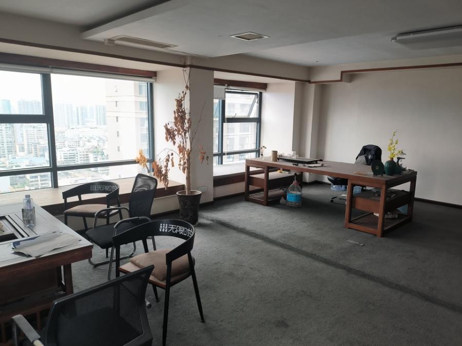 萬(wàn)象新天地法拍房5號(hào)棟2501、2502、2505、2506號(hào)